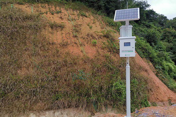 養(yǎng)殖行業(yè)用惡臭氣體在線監(jiān)測系統(tǒng)縮略圖